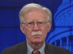 Trump vuole uscire dalla guerra con l’Iran: John Bolton