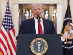 Trump minaccia l’Iran di respingere il Paese "all’età della pietra"