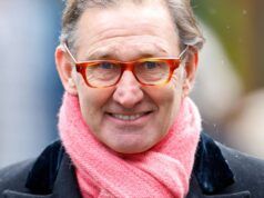 L’icona dell’Arsenal Tony Adams dice che “non sarebbe qui” se continuasse a bere