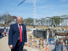 Trump reagisce al voto del Ballroom della Casa Bianca dopo aver visitato il cantiere