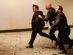 Testimoni hanno descritto la sparatoria al ristorante WHCA