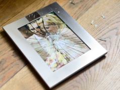 Il video di una donna che incontra la sua amica “Anima Gemella” è diventato virale per un motivo scioccante