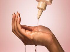 Come utilizzare l’olio da barba per una pelle estiva senza peli, morbida e luminosa