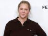 Amy Schumer pubblica una sensuale foto in costume da bagno dopo la rottura di Chris Fisher
