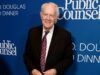 Mike Farrell di MASH sulla trama del cast, suggerimenti sulla sceneggiatura incoraggiati