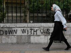 Il ministro degli Esteri iraniano torna in Pakistan mentre Islamabad si affretta a salvare i colloqui con gli Stati Uniti