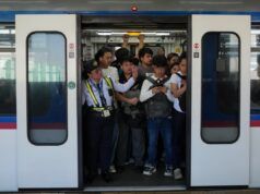 Elenco dei paesi che si sono trasformati in una settimana di quattro giorni a causa della morsa della crisi petrolifera