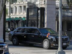 Donald Trump si è trovato improvvisamente nel mezzo della disputa sulla cittadinanza per diritto di nascita della Corte Suprema