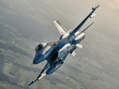 Gli aerei da combattimento della NATO si sono lanciati per contrastare gli attacchi aerei russi