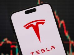 Le vendite di Tesla sono aumentate del 6% nel primo trimestre, ma la società ha un problema di sovrapproduzione