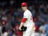 Andrew Painter dei Phillies ha ricevuto una standing ovation dopo il suo debutto in MLB contro i Nationals