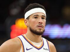 Il proprietario dei Suns Matt Ishbia ha appoggiato le critiche pubbliche di Devin Booker agli arbitri