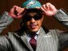 Il nuovo Eagles WR Makai Lemon avvistato con DeVonta Smith alla partita dei 76ers