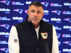 Mike Vrabel dice che sta lavorando per diventare “la migliore versione di me”, mentre emergono nuove foto di lui in canoa con Diana Rusini