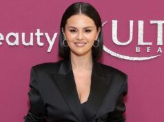 Selena Gomez ha risposto alle voci secondo cui sarebbe stata sostituita da un clone in un nuovo video