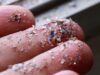 L’EPA propone uno studio sulle microplastiche per i potenziali limiti dell’acqua potabile