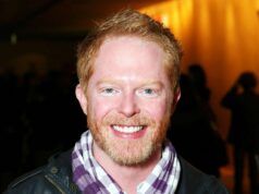 La star di “Modern Family” Jesse Tyler Ferguson ricorda il momento sul tappeto rosso di inizio carriera che si è concluso con delle scuse