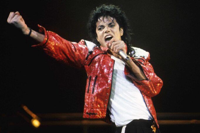 michael-jackson-death-main-062425-b45d63ecbf0c4d49bf1522d1543a1e20.jpg