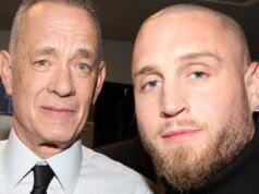 Tom Hanks balla con l’esibizione sulla diligenza del figlio Chet Hanks in un video epico